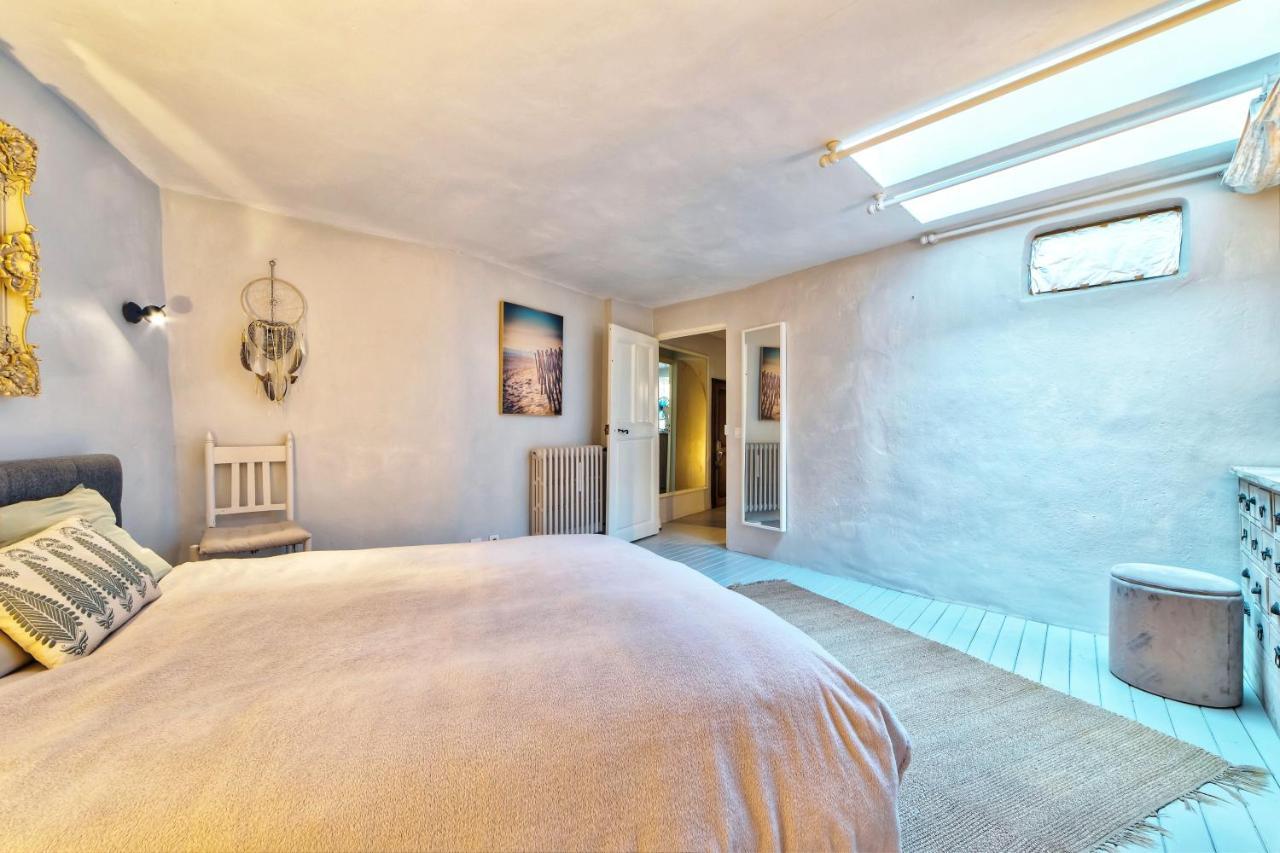 Townhouse Mougins In The Old Village, Fantastic View, Sea And Mountains Экстерьер фото
